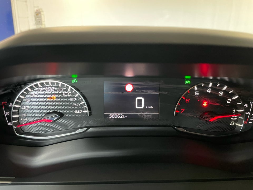 Peugeot 2008 1,2 PureTech 130 Vision Pack 5d