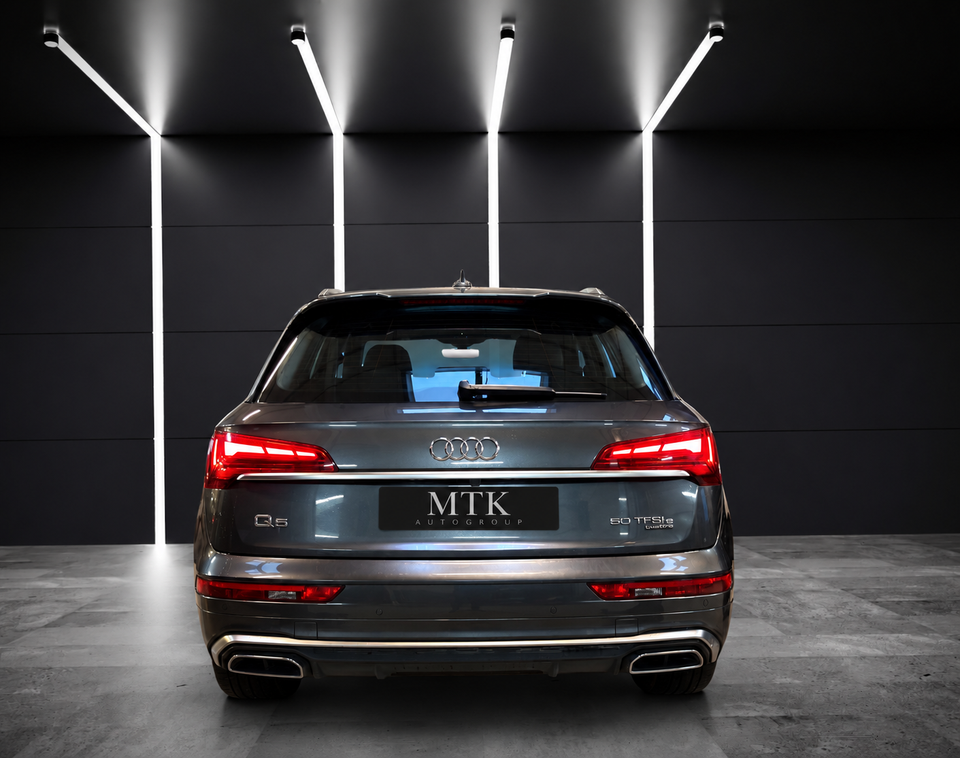 Audi Q5 50 TFSi e S-line quattro S-tr. 5d