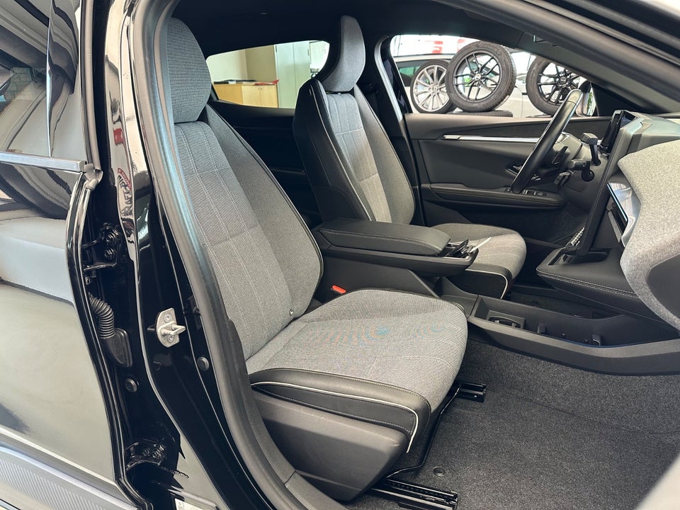 Renault Megane E-Tech 60 Techno 5d