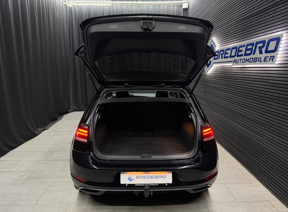 VW Golf VII 1,6 TDi 115 Comfortline Variant 5d