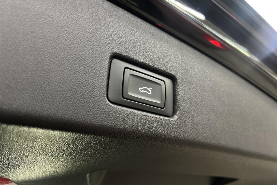 Audi Q4 e-tron 40 Attitude 5d