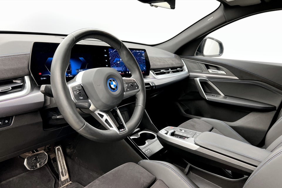 BMW iX2 eDrive20 M-Sport 5d