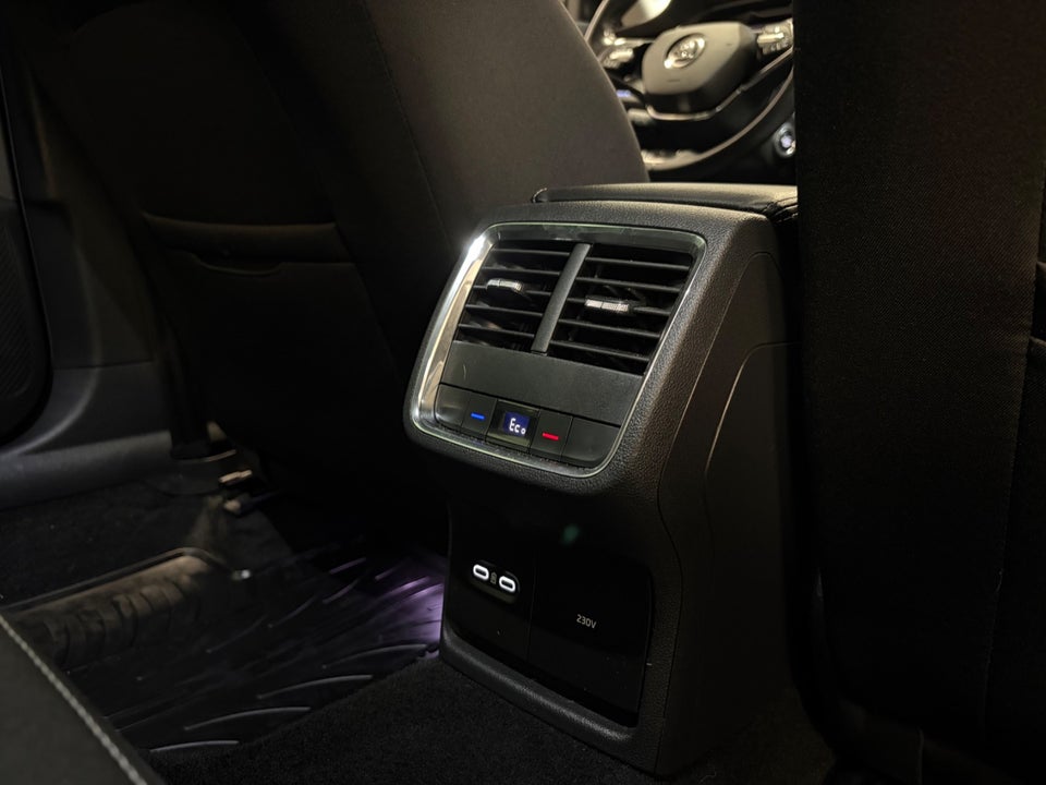 Skoda Octavia 1,4 TSi iV Style Combi DSG 5d