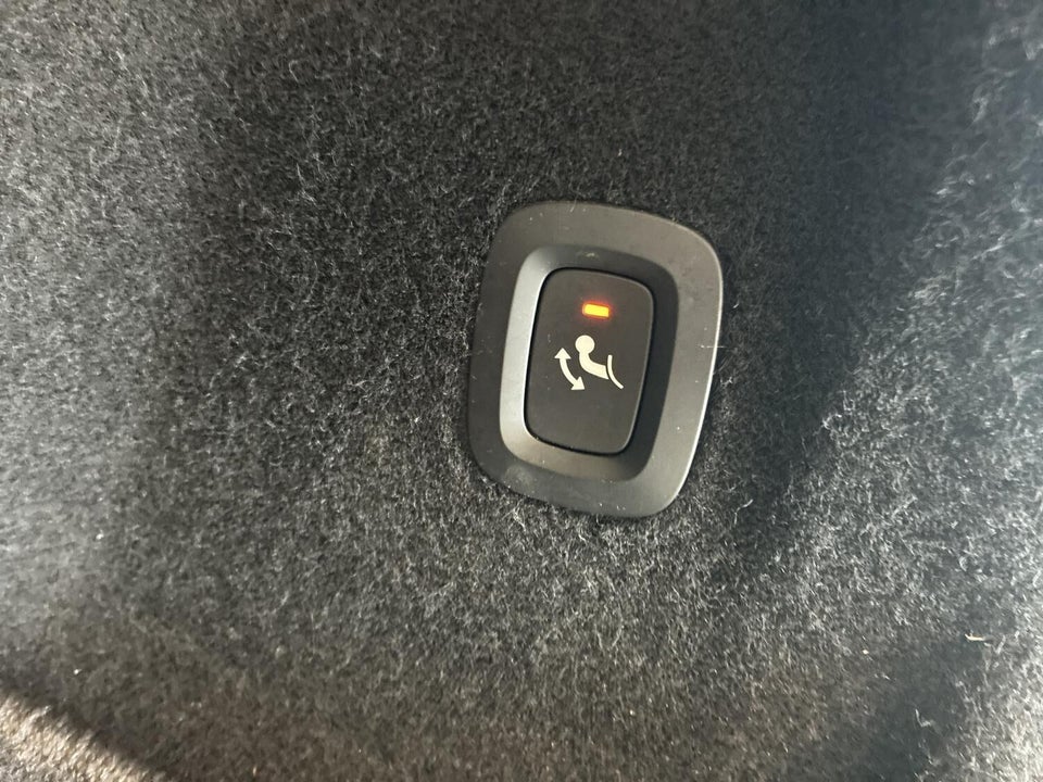 Volvo XC60 2,0 T4 190 R-Design aut. 5d