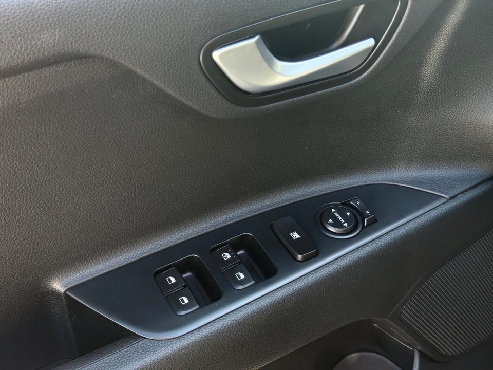 Kia Stonic 1,2 Advance 5d