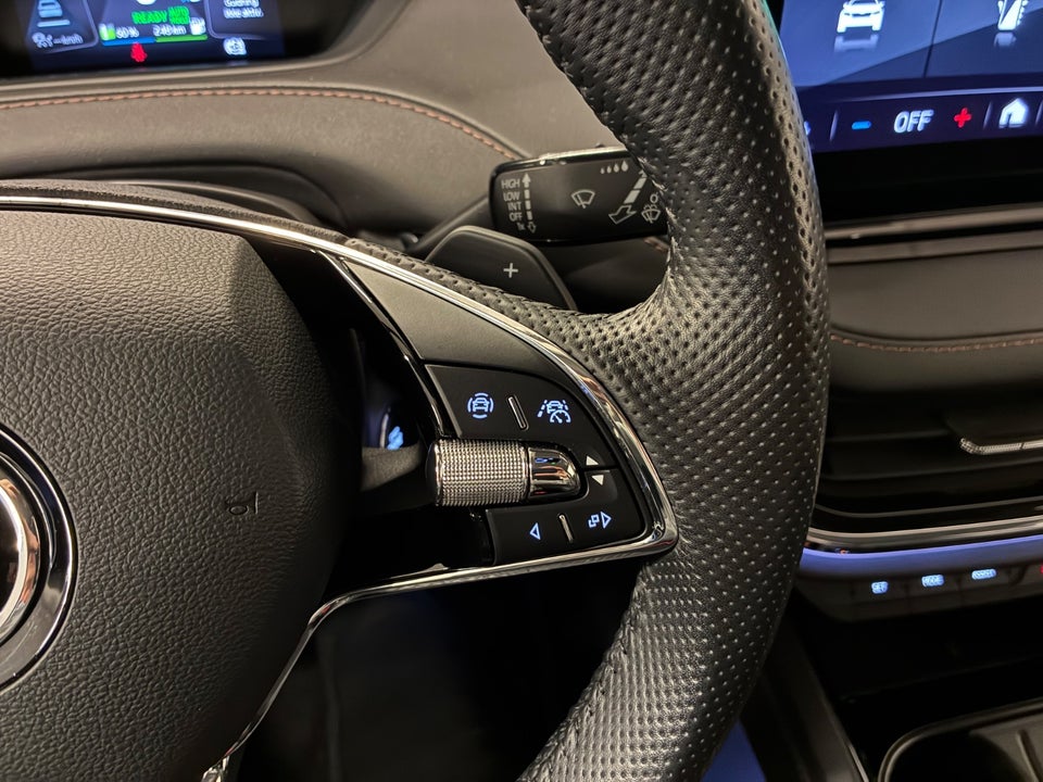 Skoda Enyaq 80 iV Suite 5d