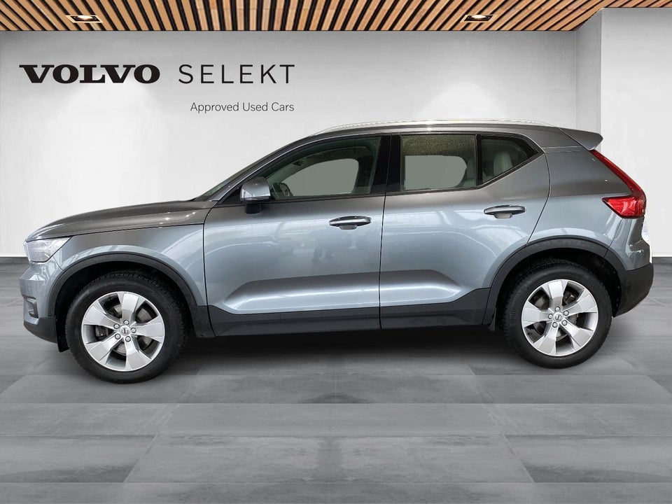 Volvo XC40 2,0 D4 190 Momentum aut. AWD 5d