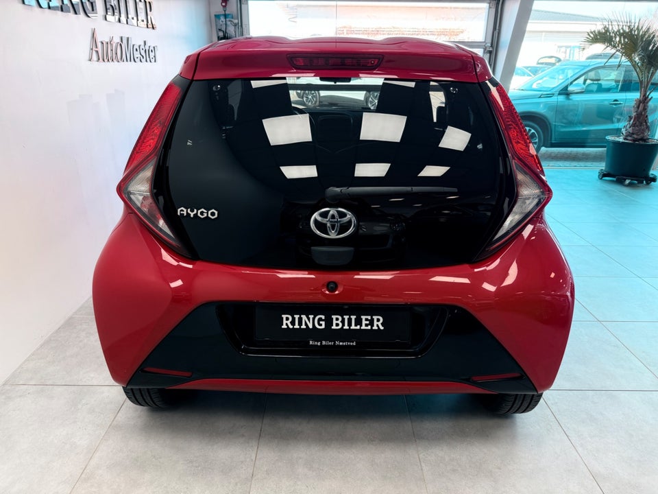 Toyota Aygo 1,0 VVT-i x-pression 5d