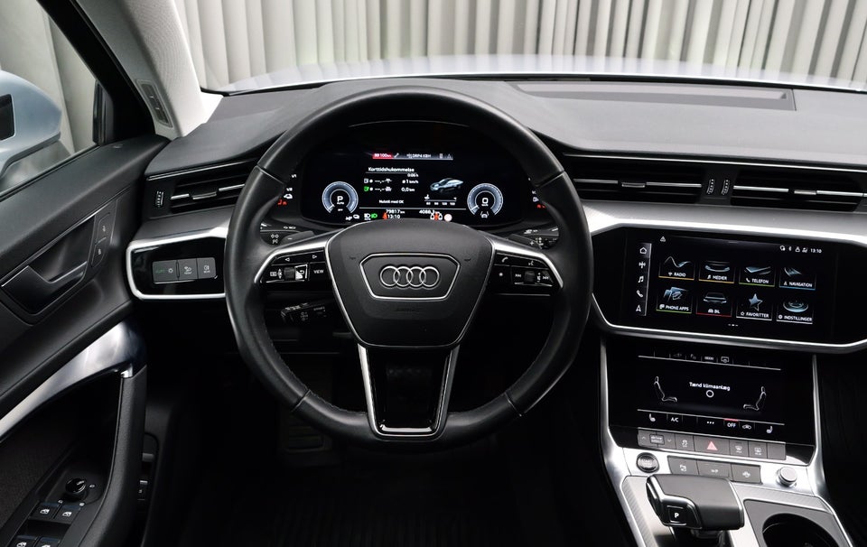 Audi A6 50 TFSi e Sport quattro S-tr. 4d