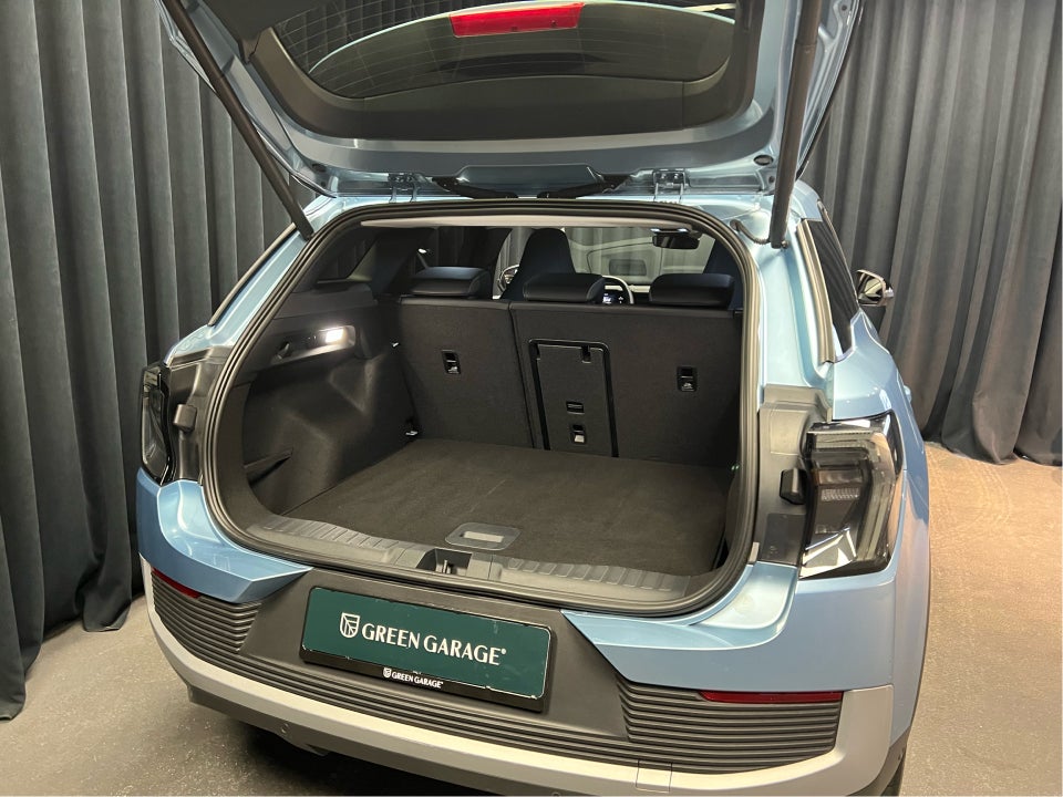 Ford Explorer 77 Premium Extended Range 5d