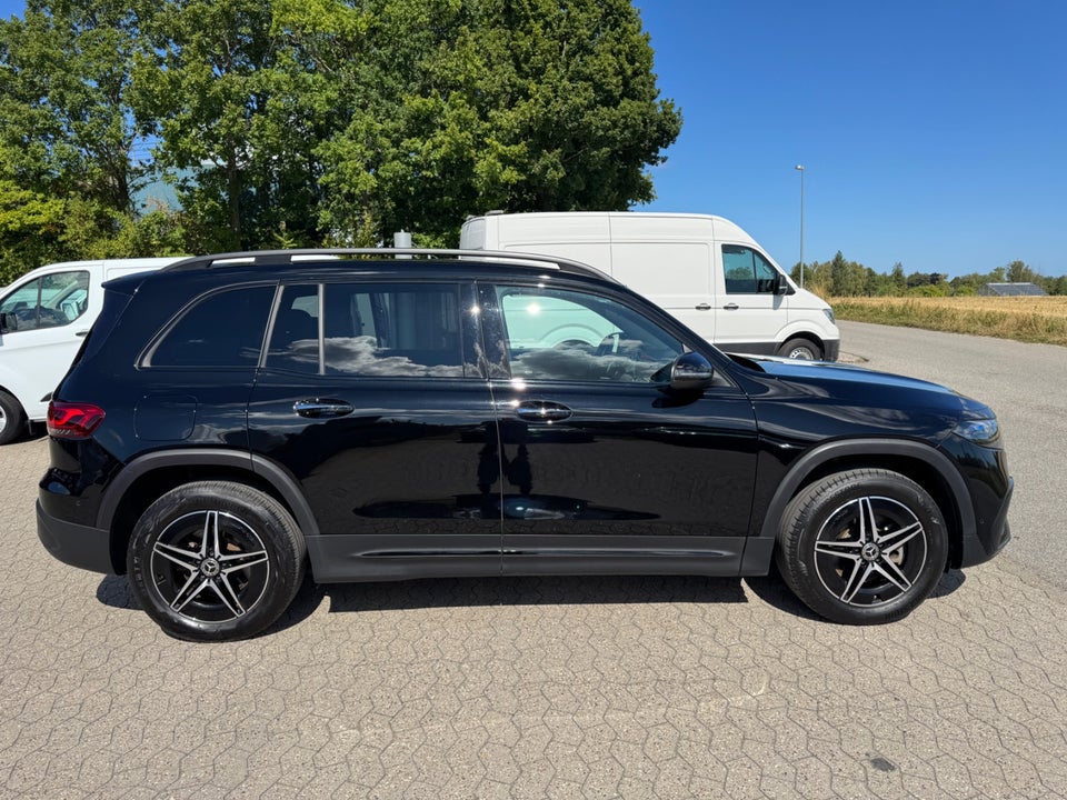 Mercedes EQB250+ AMG Line Van 5d