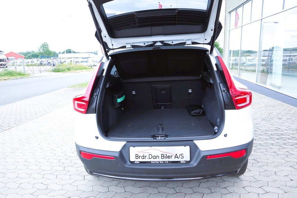 Volvo XC40 P8 ReCharge Twin Plus 5d