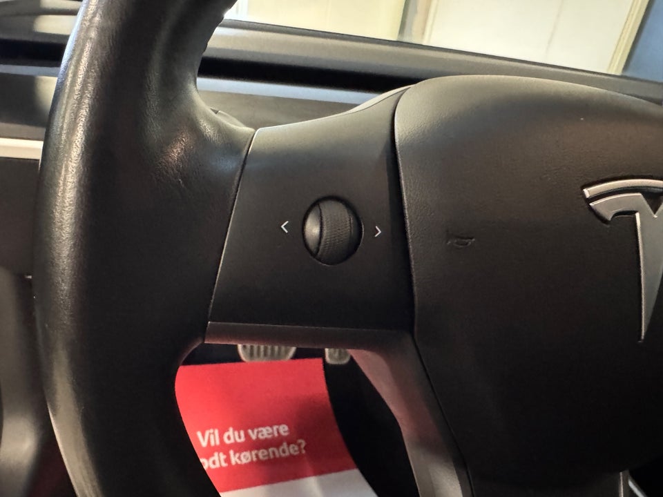 Tesla Model 3 Long Range AWD 4d