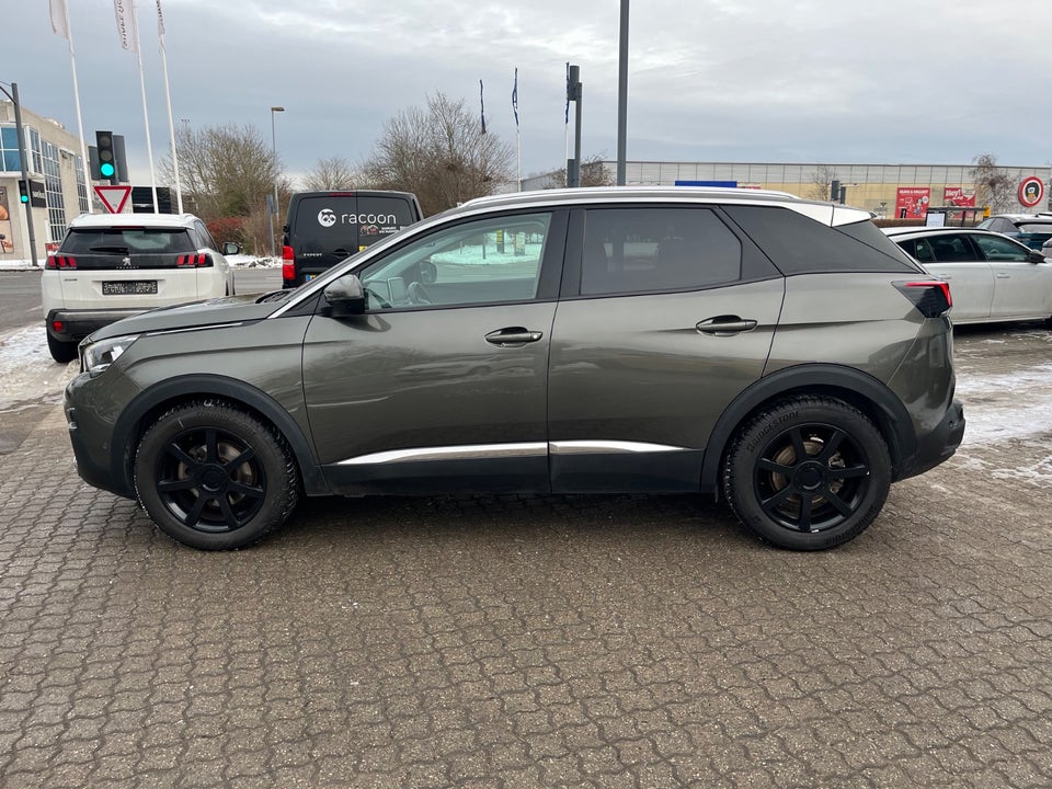 Peugeot 3008 1,2 e-THP 130 Allure 5d