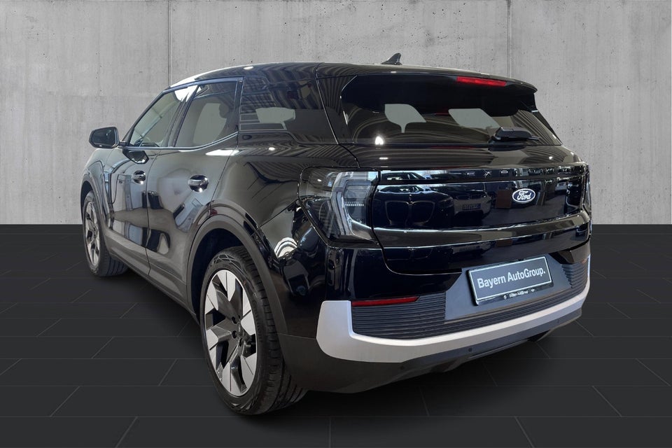 Ford Explorer 77 Premium Extended Range 5d