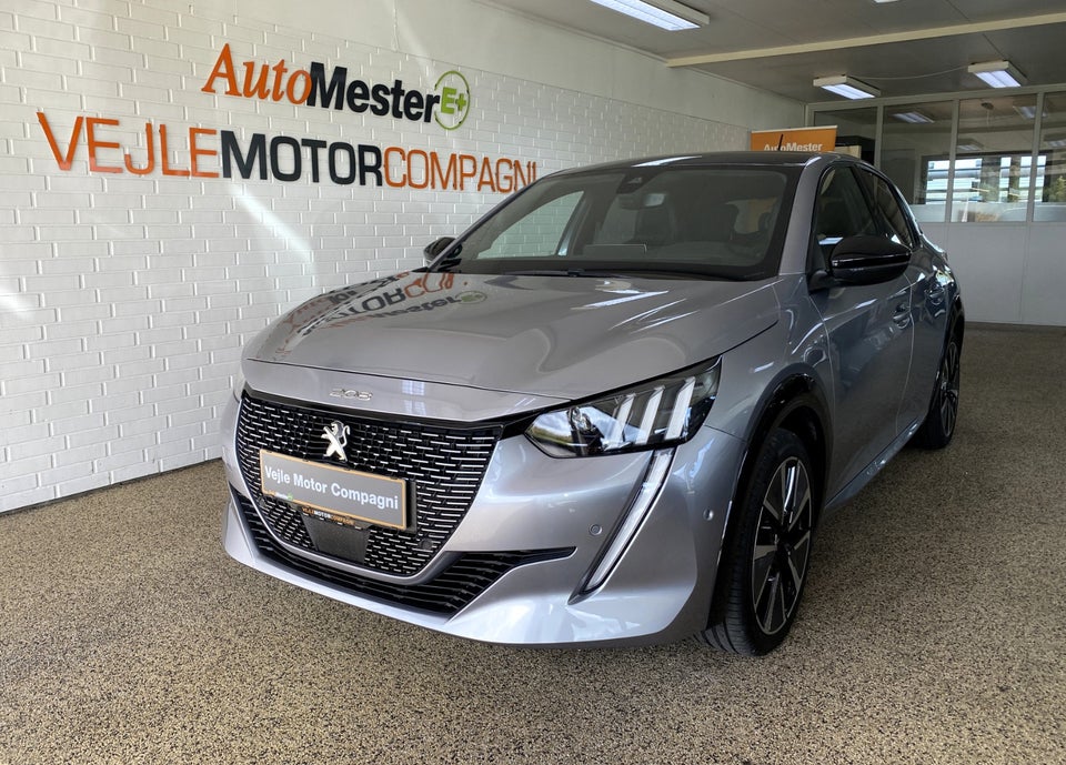 Peugeot e-208 50 GT Pack 5d