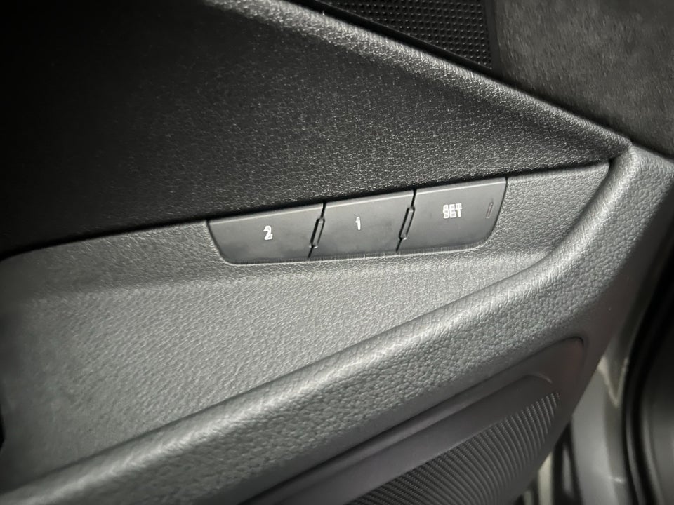 Audi e-tron 55 S-line quattro 5d