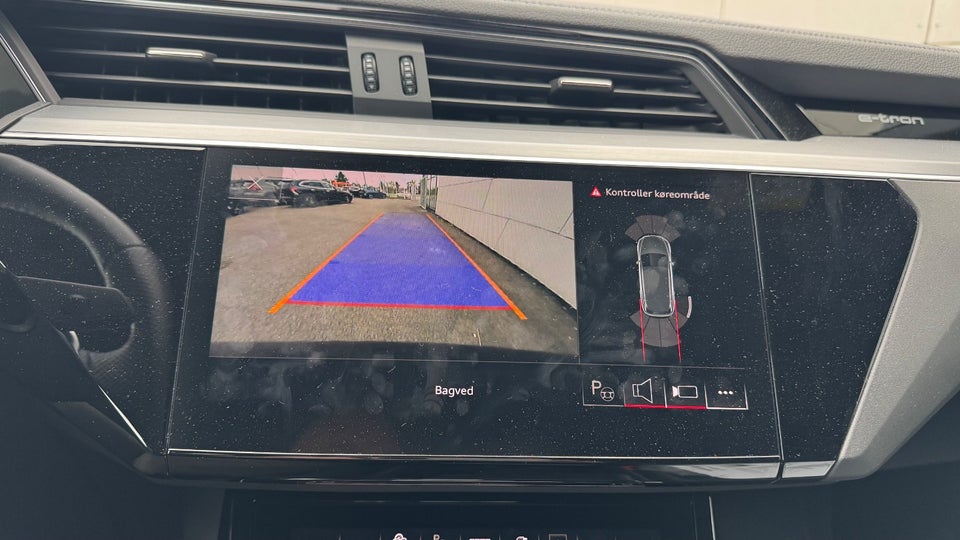 Audi e-tron 55 S-line quattro 5d