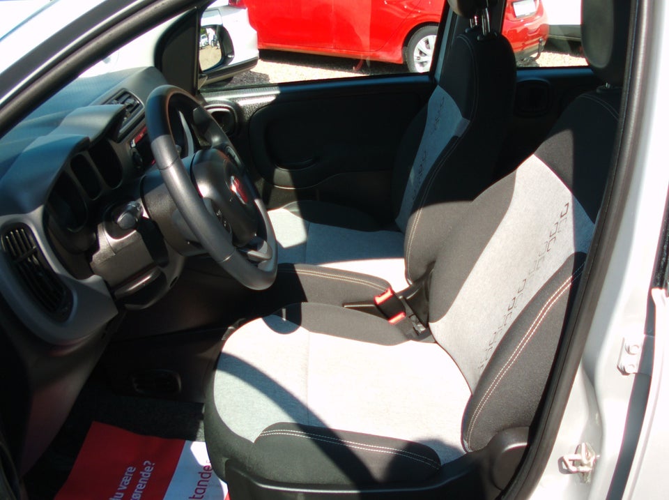 Fiat Panda 1,2 69 Lounge 5d