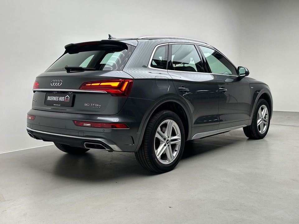 Audi Q5 50 TFSi e S-line quattro S-tr. 5d