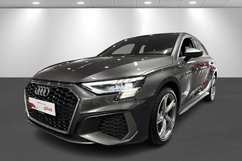 Audi A3 40 TFSi e S-line Sportback S-tr. 5d