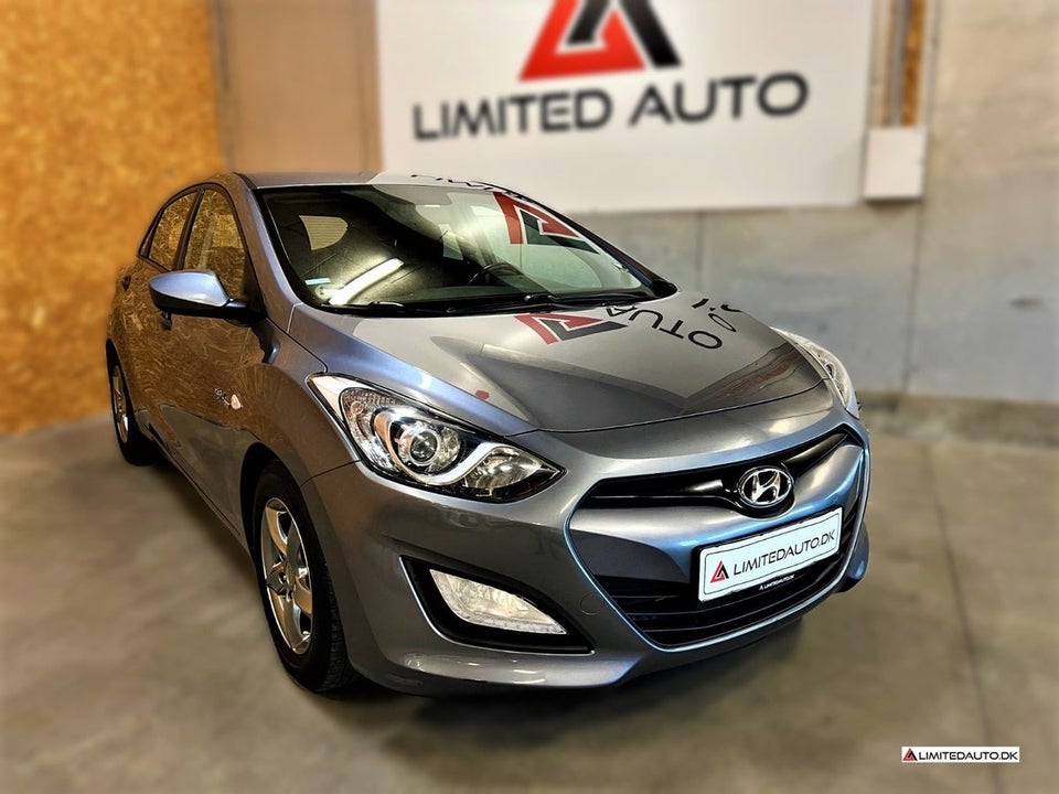 Hyundai i30 1,6 GDi XTR Eco 5d