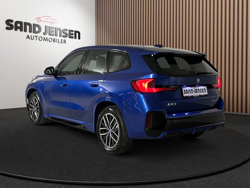 BMW iX1 xDrive30 M-Sport 5d