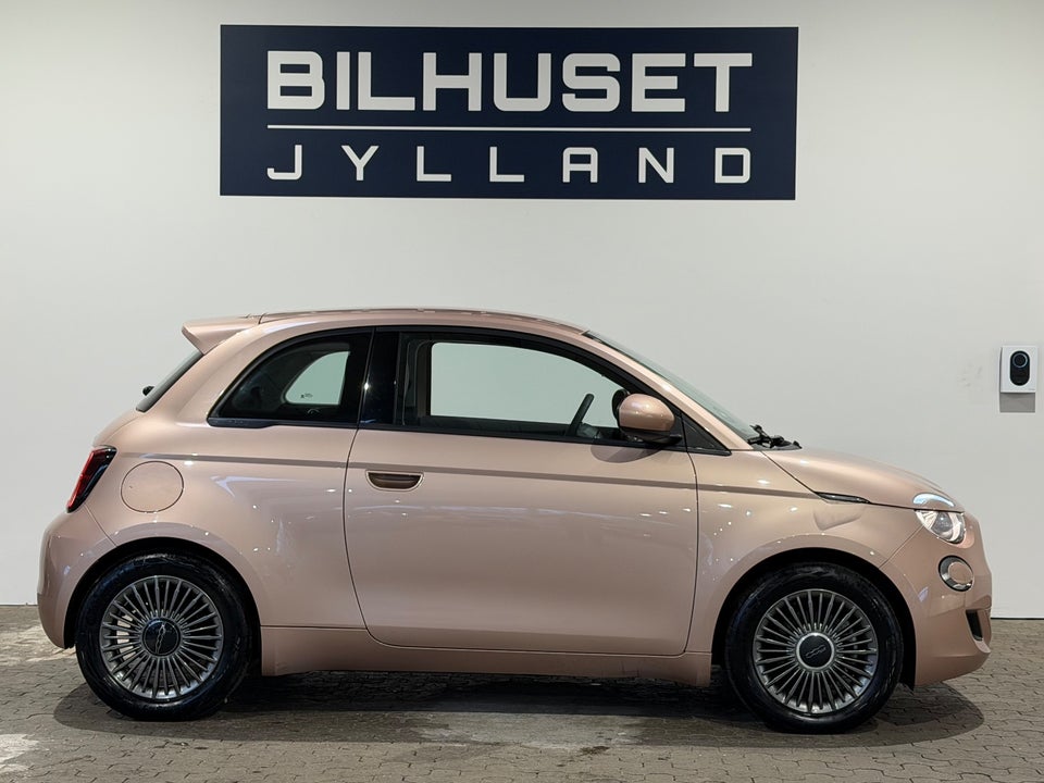 Fiat 500e 42 Icon 3d