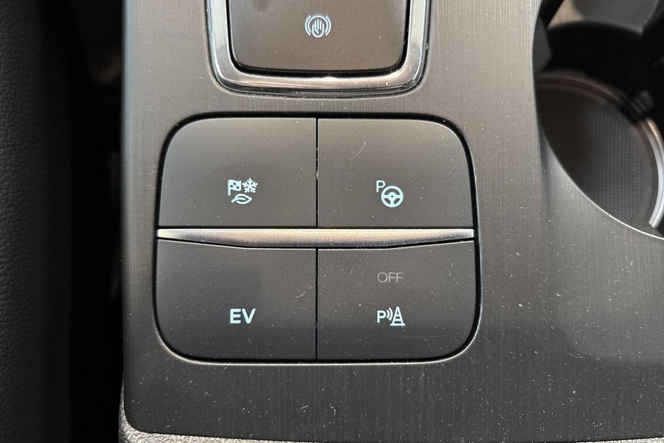 Ford Kuga 2,5 PHEV ST-Line CVT 5d