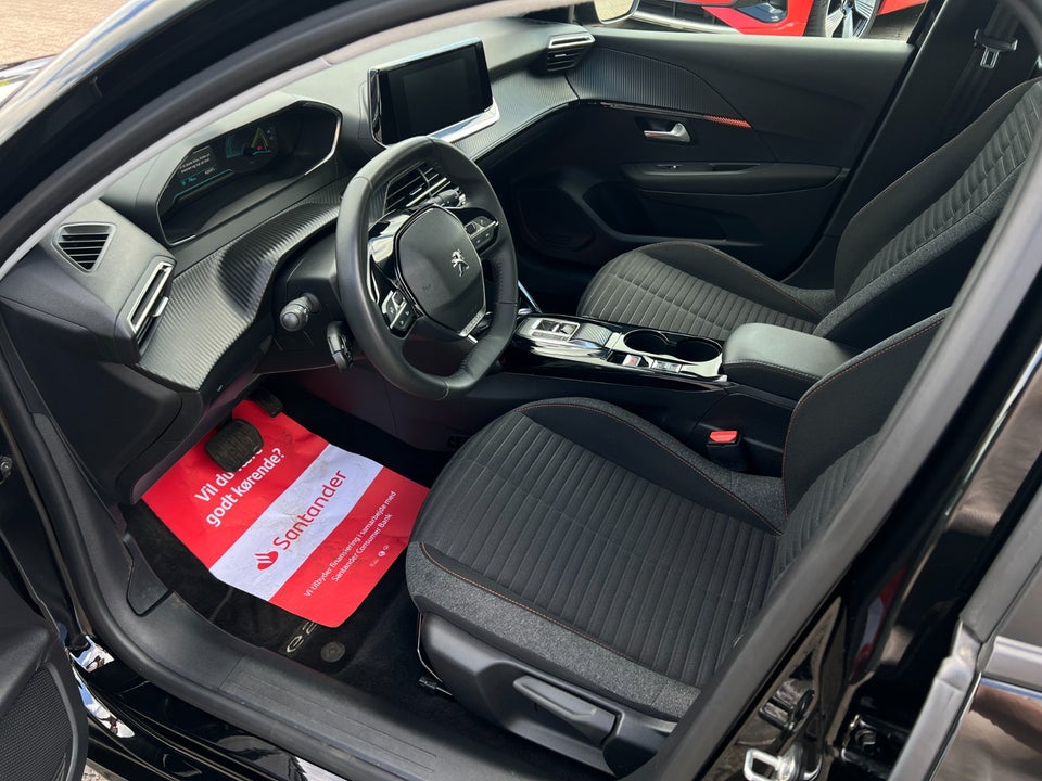 Peugeot e-208 50 Active Pack 5d