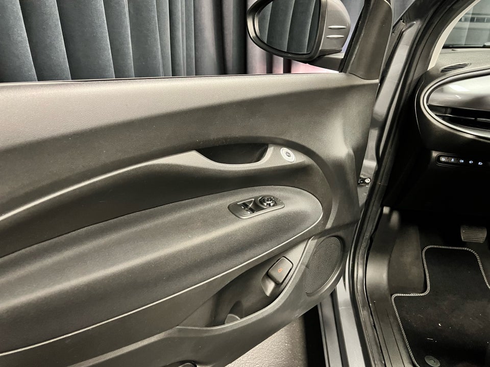 Fiat 500e 42 Icon Cabrio 2d