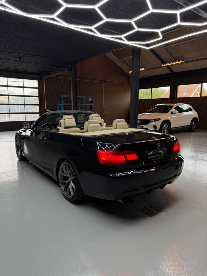 BMW 325i 3,0 Cabriolet aut. 2d