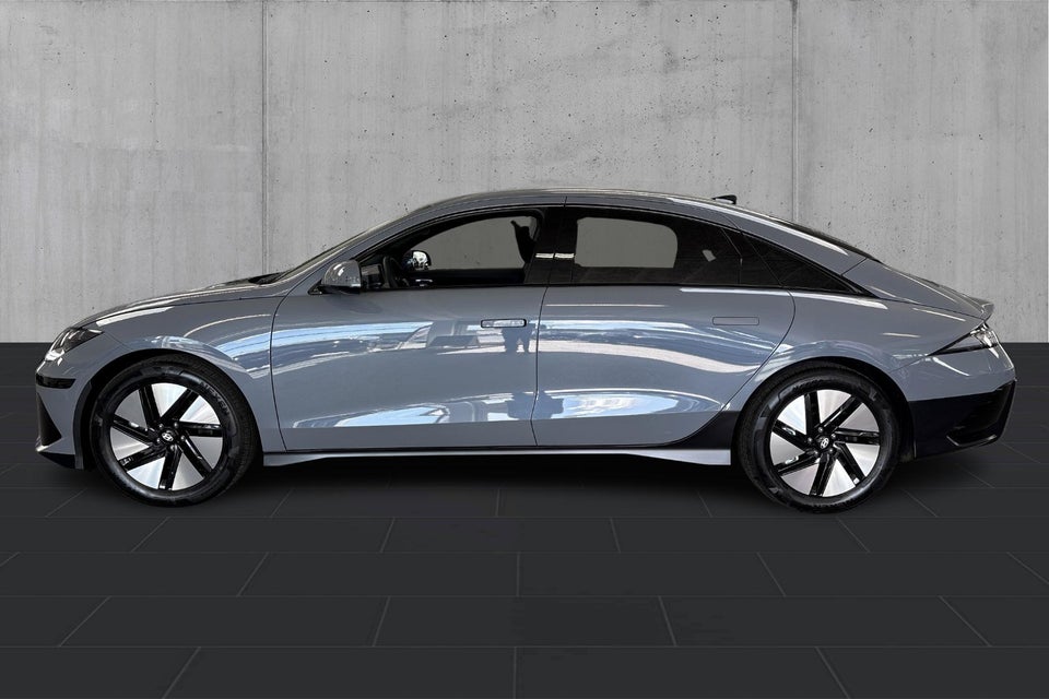Hyundai Ioniq 6 53 Essential 4d