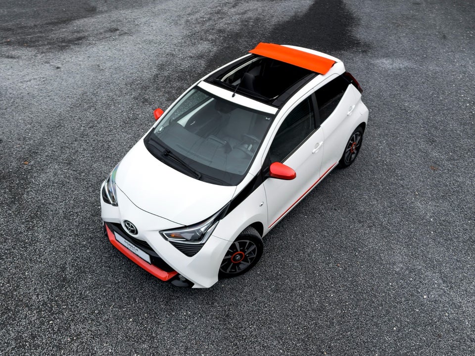 Toyota Aygo 1,0 VVT-i x-sky 5d