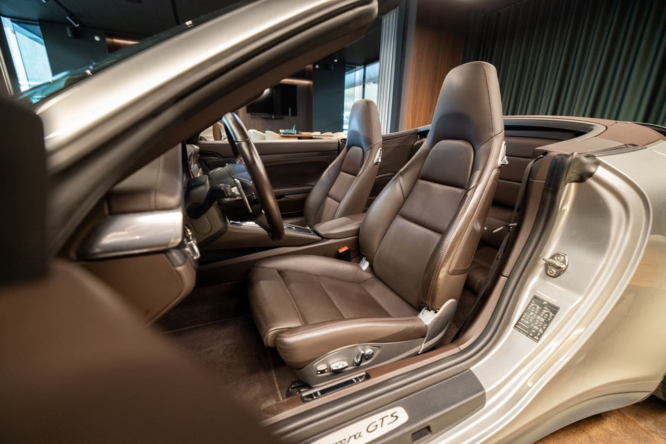 Porsche 911 Carrera GTS 3,0 Cabriolet PDK 2d