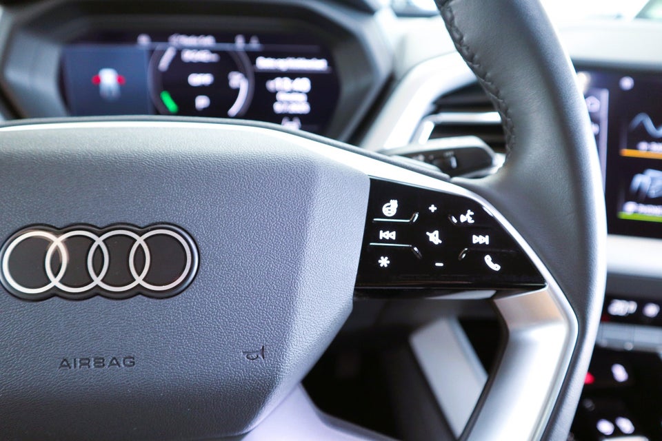 Audi Q4 e-tron 40 Attitude 5d