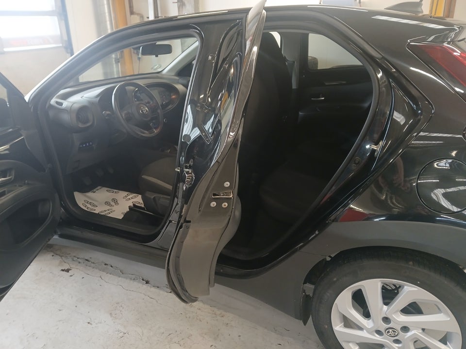 Toyota Aygo X 1,0 Play Comfort 5d