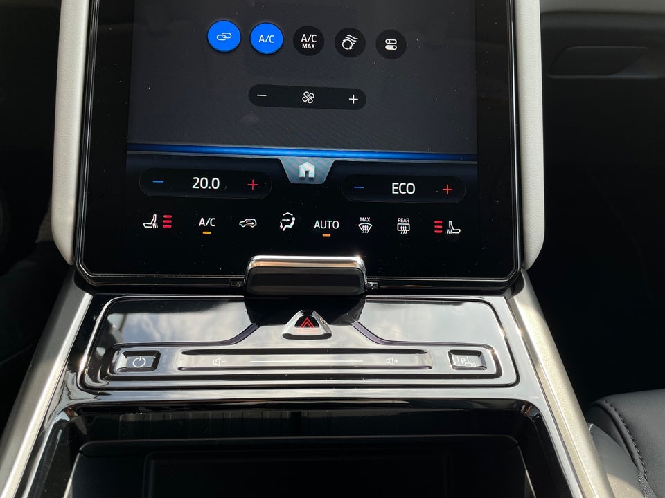 Ford Explorer 79 Select Extended Range AWD 5d