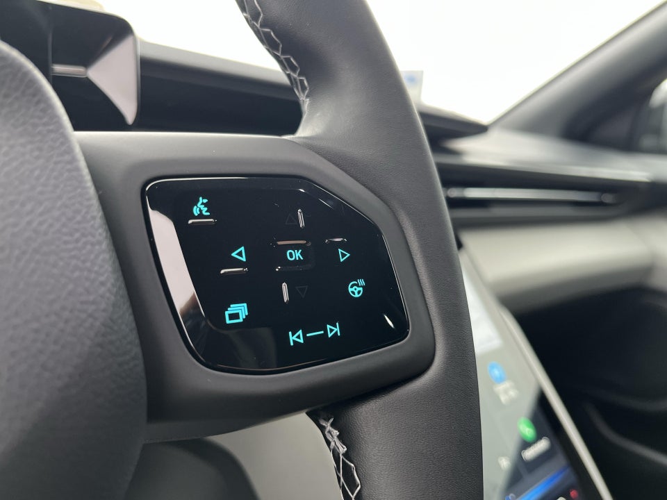 Ford Capri 82 Select Extended Range 5d