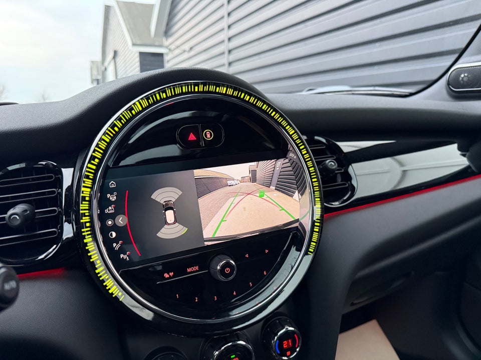 MINI Cooper SE Classic 3d