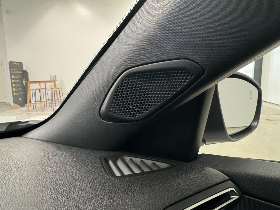 Peugeot e-2008 50 GT Line 5d