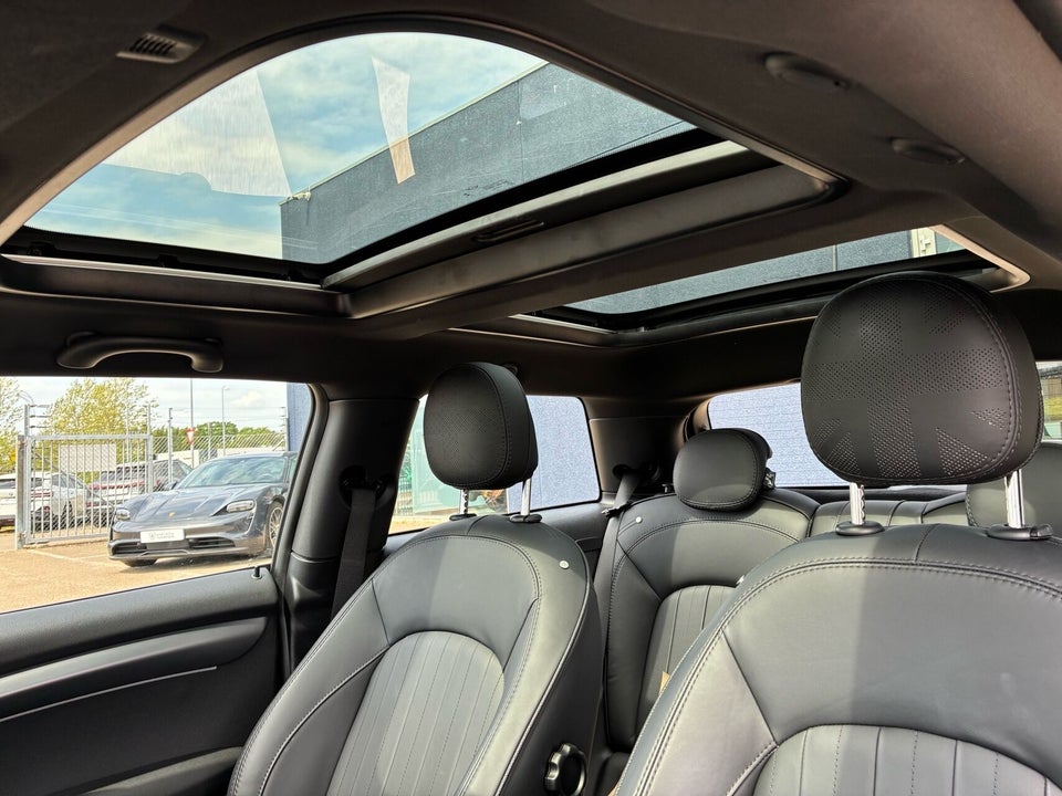 MINI Cooper SE Maximise 3d