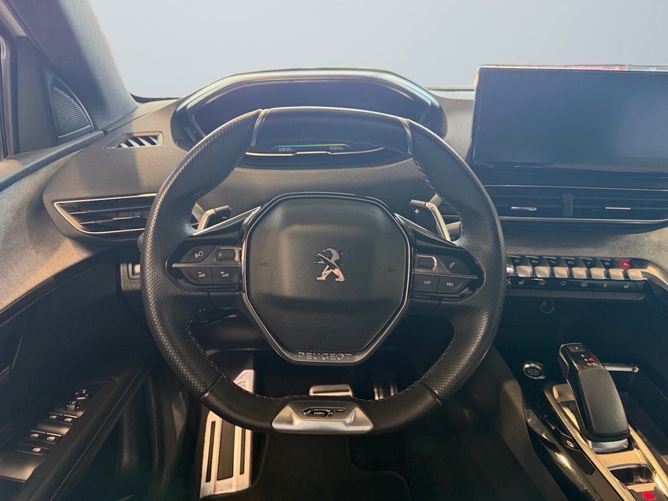Peugeot 3008 1,6 Hybrid First GT EAT8 5d