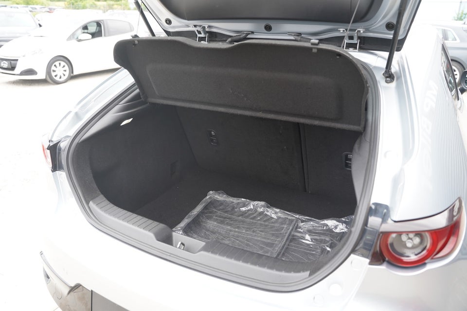 Mazda 3 1,8 SkyActiv-D 116 Sky aut. 5d