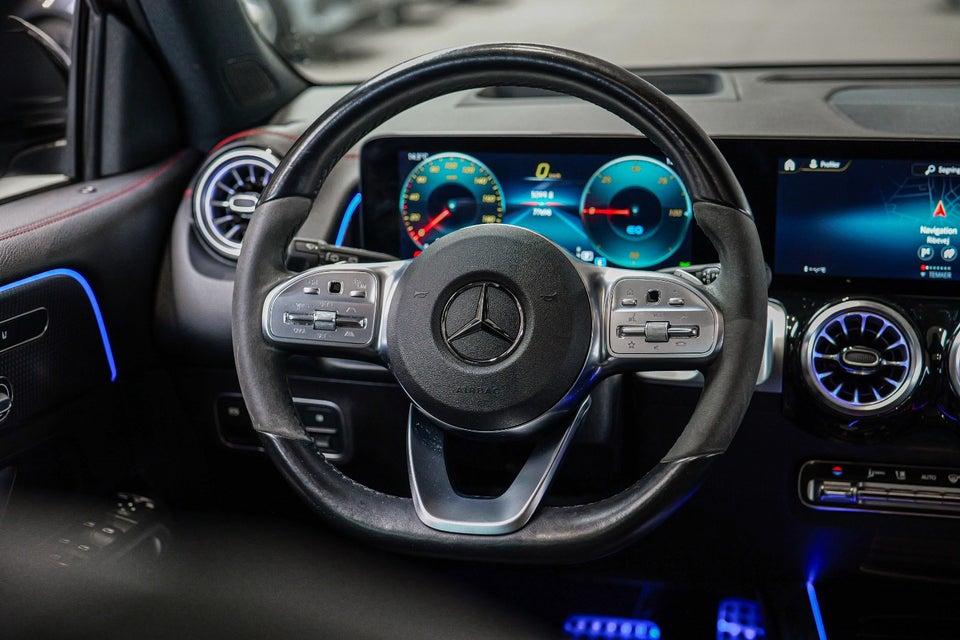 Mercedes EQB300 AMG Line 4Matic 5d