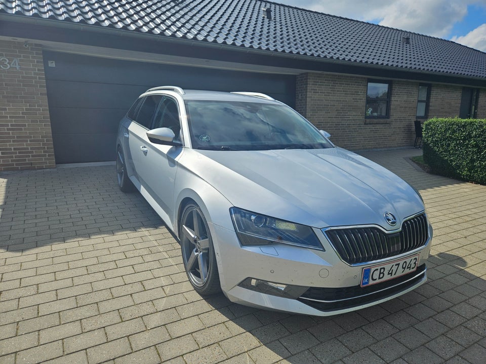 Skoda Superb 2,0 TDI 190 Business Edition Combi DSG 5d