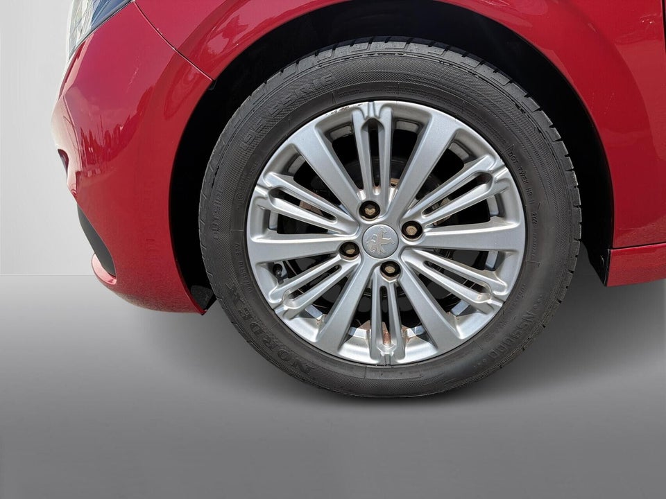 Peugeot 208 1,6 BlueHDi 100 Desire 5d