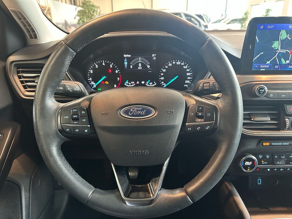 Ford Focus 1,0 EcoBoost mHEV Titanium stc. 5d