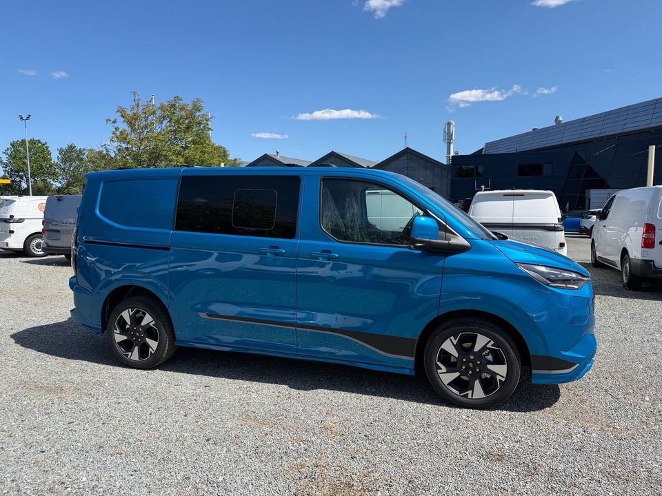 Ford E-Transit Custom 320 L1 71 Sport