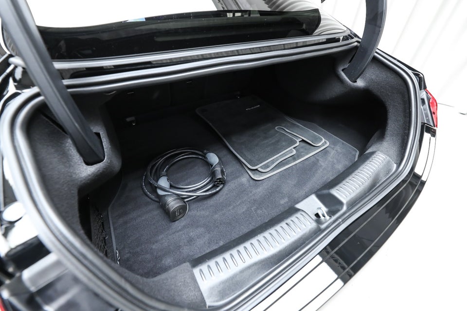 Mercedes CLA250+ EQ AMG Advance Plus 4d